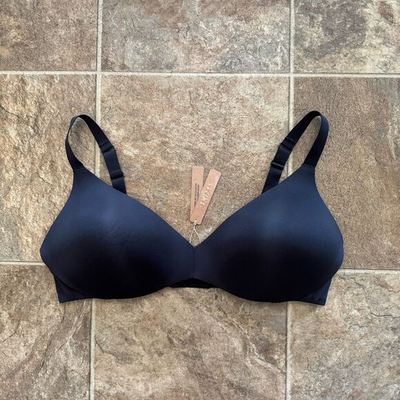 Skims Wireless Form Push-up Plunge Bra Onyx Size 42D - Picture 2 of 12